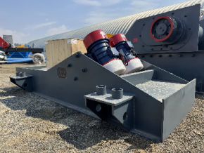 Вибрационный питатель GZD650*2300 (600кг)