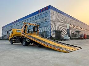 Эвакуатор шасси ISUZU KV100 4x2, сдвижная платформа, (гп 5 т., L 6 м), лебедка 5 т., аппарель