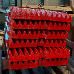 Плита подвижная/неподвижная комплект, на щековую дробилку PE400*600 (Усиленная)