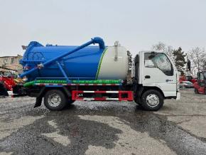 Илосос (ассенизатор) ISUZU  шасси 100P 6 м3 4*2