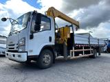 Бортовой грузовик ISUZU 700P ELF 4x2 (зад. борт г/п 7 т. ДВС 190 ЛС) с КМУ SQS157-4 (гп 6.3 т)